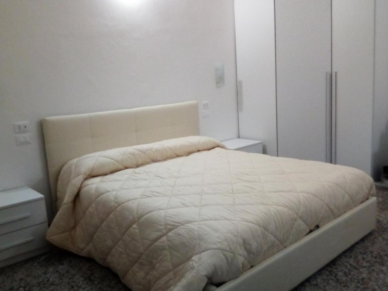 Officina Urban Sleep Panzió San Benedetto del Tronto Kültér fotó